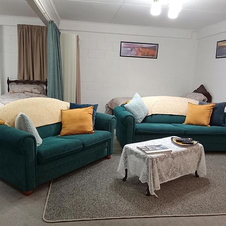Park View 'Home Away From Home' Feilding Esterno foto