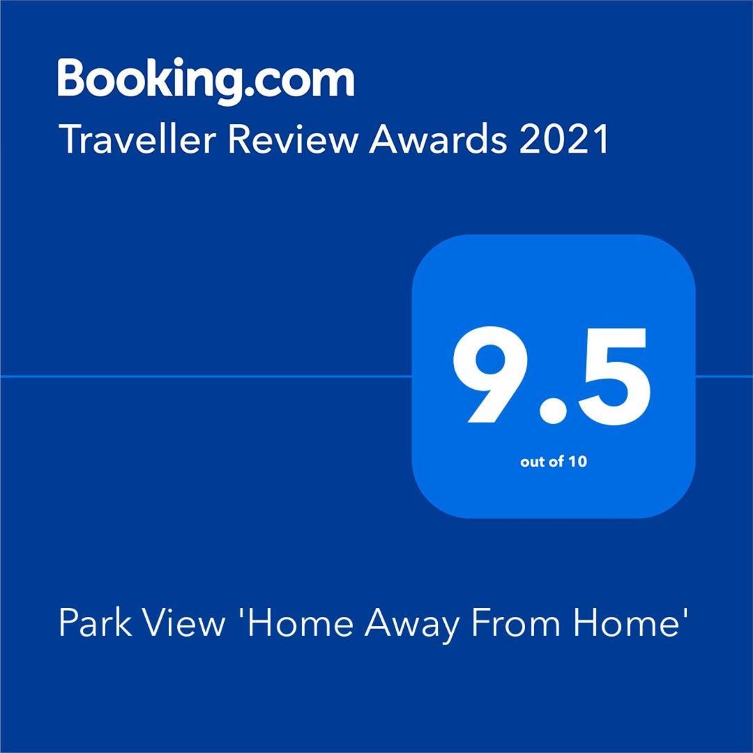 Park View 'Home Away From Home' Feilding Esterno foto